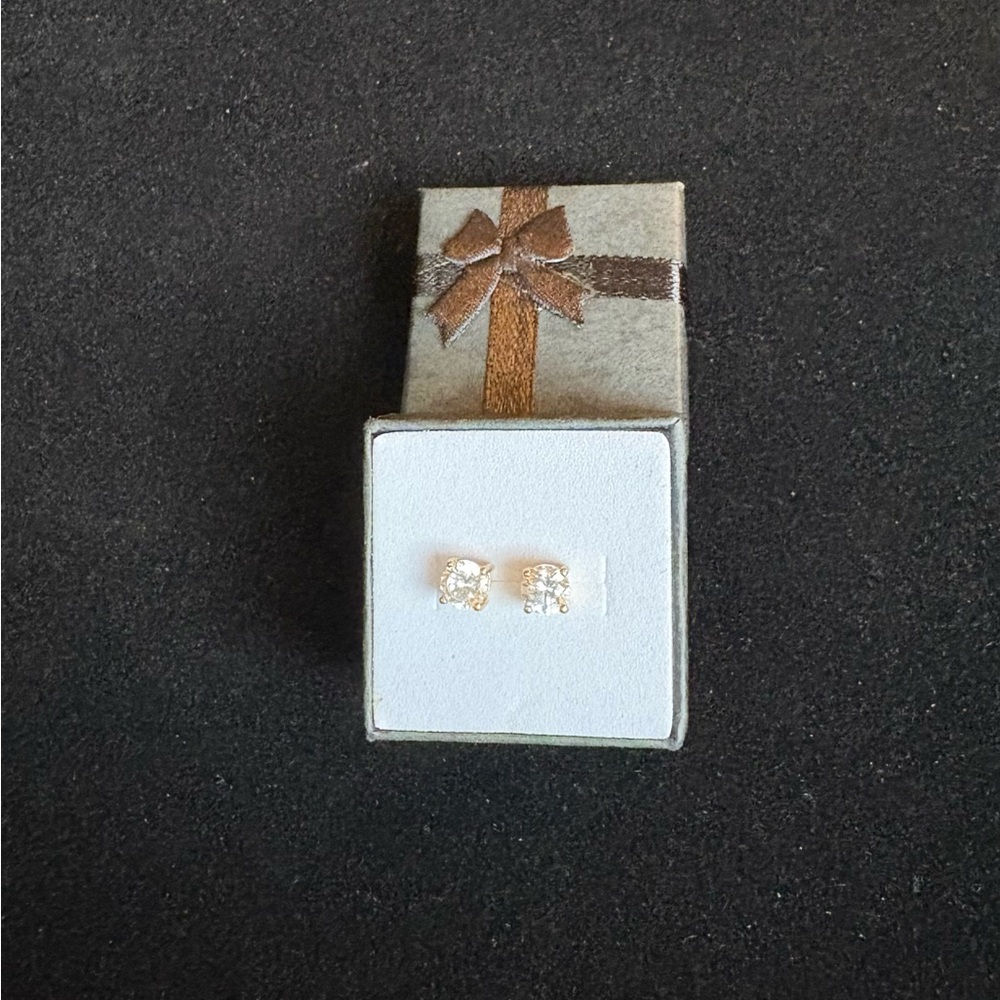 Gold over Sterling Silver Cubic Zirconia Stud Earring